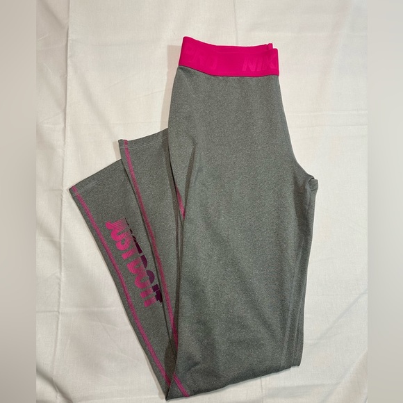 Nike Pro Gray and Pink Dri-Fit Leggings - Picture 4 of 9